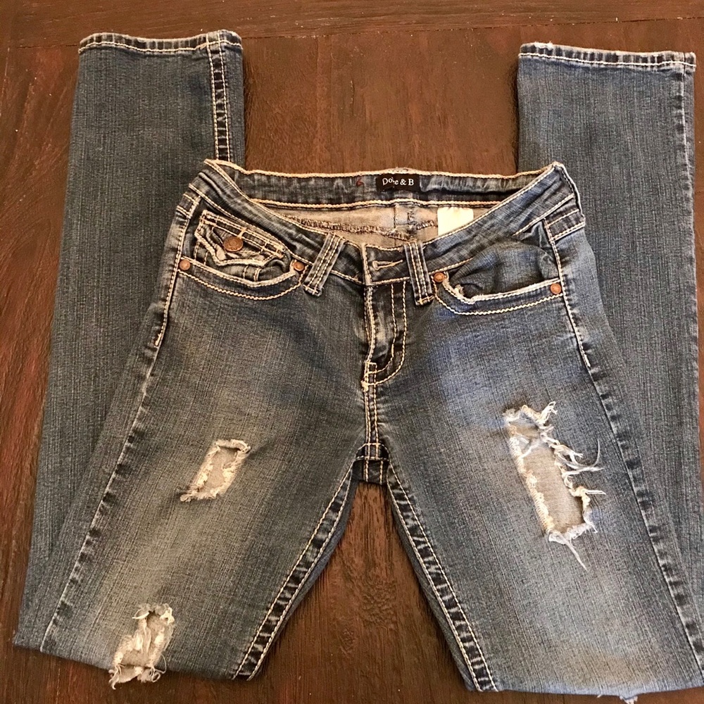 🔥distressed jeans🔥 Dolce and B size 5 slim